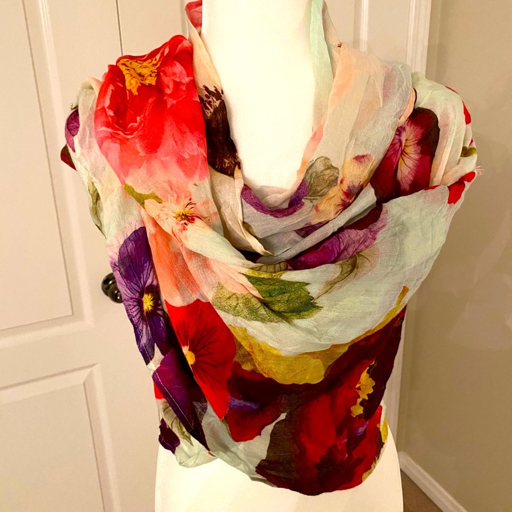 Floral shawl/ scarf